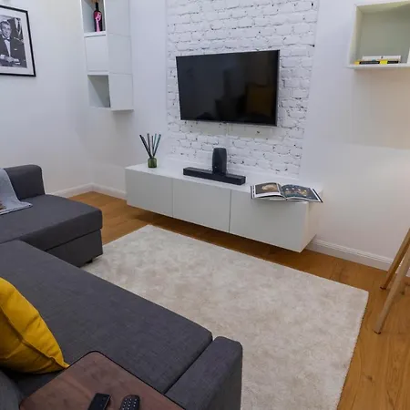 Castaldi 18 - In Tasca Apartamento Milán