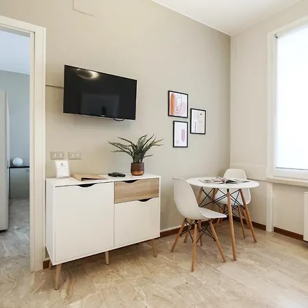 Contempora - Elvezia Park - 1bed, 1bath With Balcony - E34 * Милан