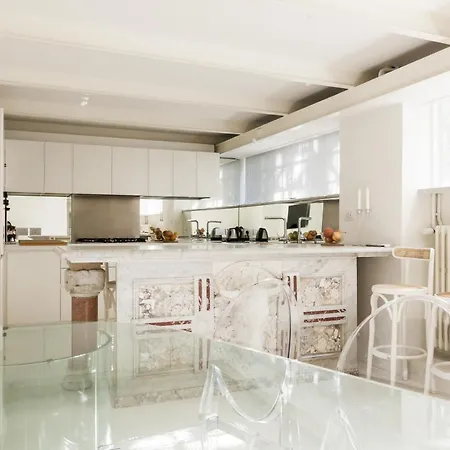 Sant'agnese Domus Milan