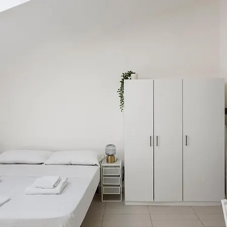 Апартаменты Studio Apt - Duomo 6 Милан