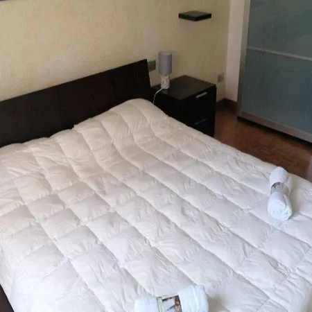 4 Bed In 7 Min Duomo Up To 6 Peop Milan