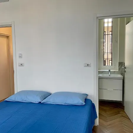 Villa Liberty In Zona Bovisa Guest house