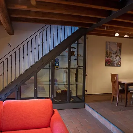 Casa Dolce Casa Alzaia Grande Διαμέρισμα *