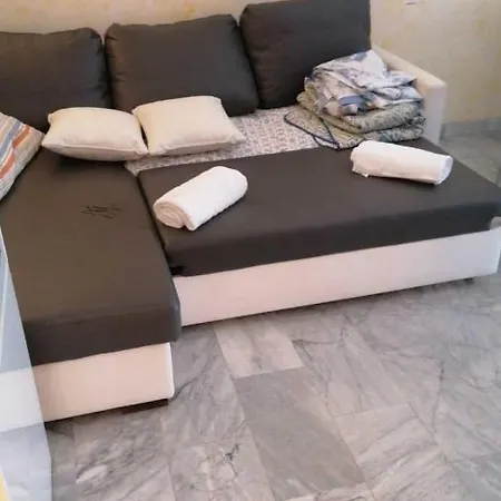 Impeccable 3 Bedroom House Up To 6 People 10 Minutes Away From Duomo Apartment Milan