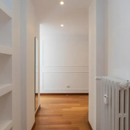 Sweet Flat Near Bocconi Tibaldi 66 아파트 *