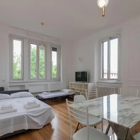 아파트 Sweet Flat Near Bocconi Tibaldi 66 *