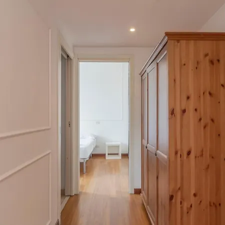 아파트 Sweet Flat Near Bocconi Tibaldi 66 밀라노
