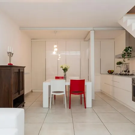 White Sempione Apartment Milan
