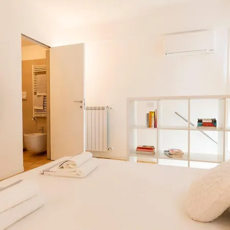 White Sempione Apartment *