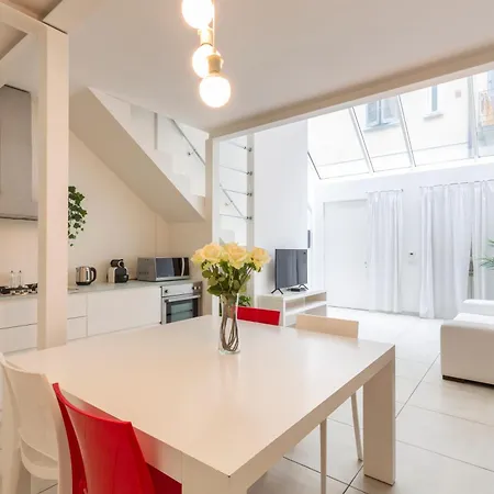 White Sempione Apartment Milan