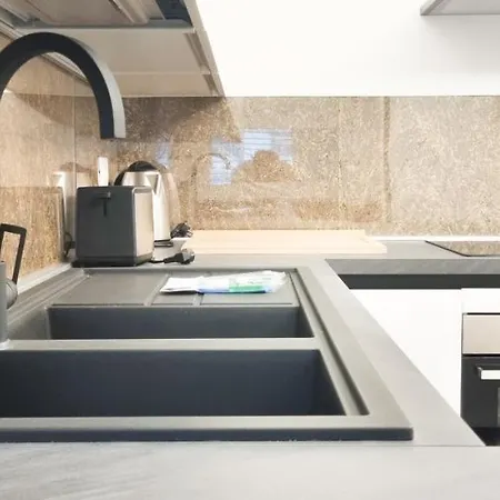 Altido Modern Loft, Easy Access To Centre Apartment *