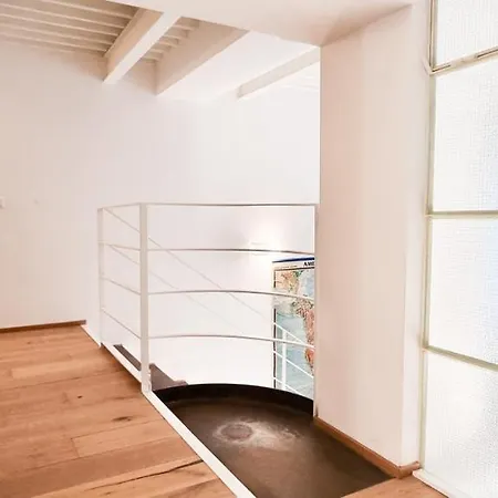 Apartment Altido Modern Loft, Easy Access To Centre