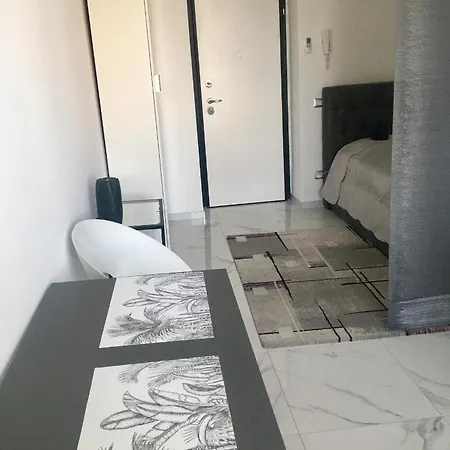 Apartment Studio Triboniano *