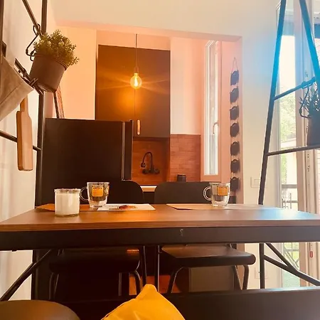 Trevi Industrial C Apartment