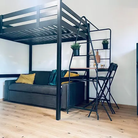 Apartment Trevi Industrial C