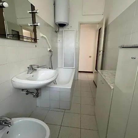 Suitelowcost Giambellino * Milão