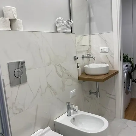 Gramsci 2 - Cozy Near Sempione Park! Milánó