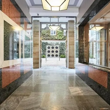Lejlighed Palazzo Beltrade By Halldis