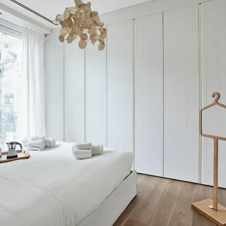 Palazzo Beltrade By Halldis * 米兰