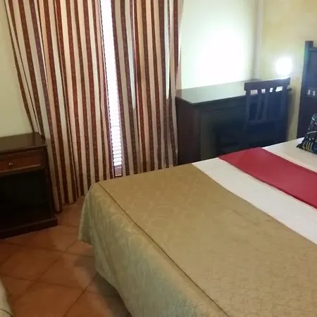 Chopin Hotel *