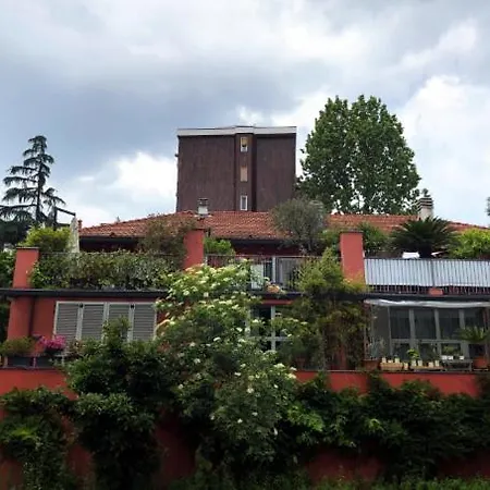 Casa Martesana Apartment