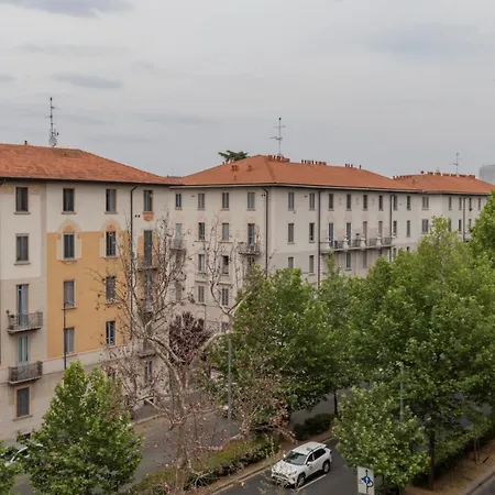 Sweet Flat Near Bocconi Tibaldi 66 밀라노