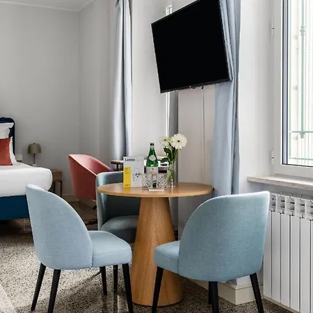 Numa Loreto Aparthotel