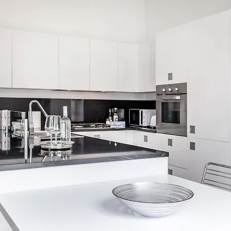 Brera 8 Historic Milanese House Apartment