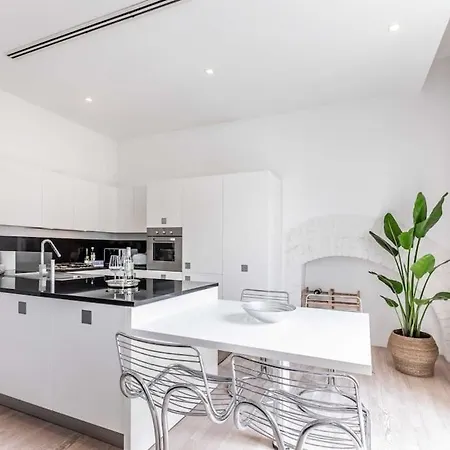 Brera 8 Historic Milanese House Apartment