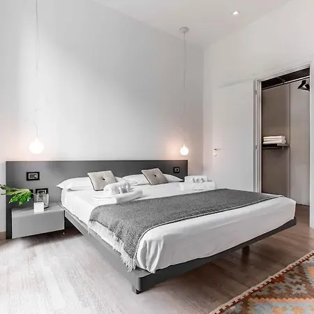 Brera 8 Historic Milanese House