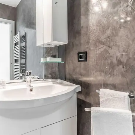 Brera 8 Historic Milanese House *