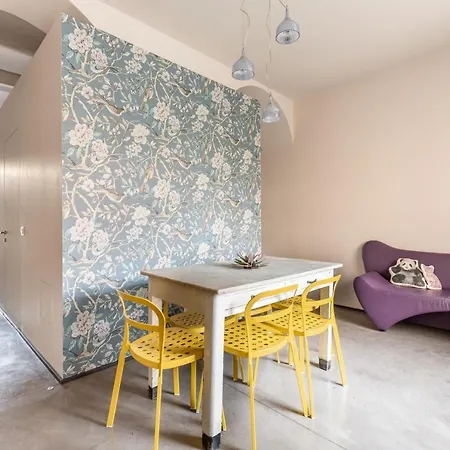 Quiet Roomy Studio Navigli- Porta Genova Διαμέρισμα Μιλάνο