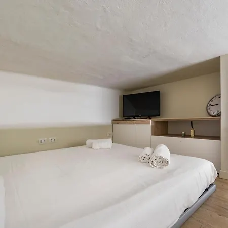 Sempione District Apt Milan