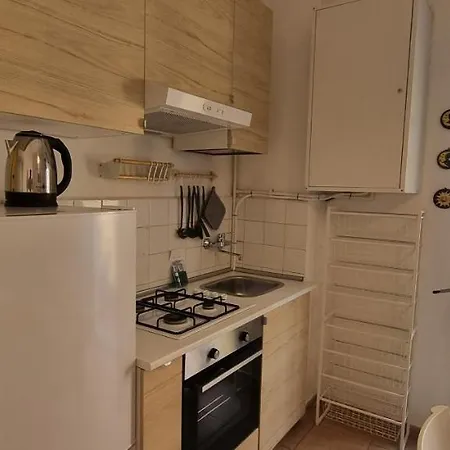 Appartement Altido Stylish Flat W/balcony In Central