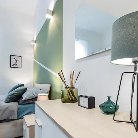 Duomo-navigli Charming And Modern With Fast Wifi *