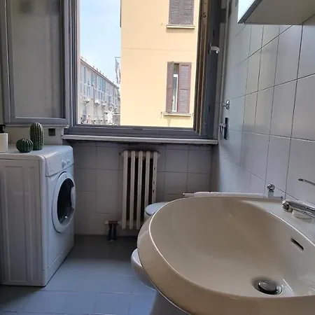 Appartement Altido Stylish Flat W/balcony In Central