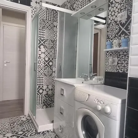 Altido Cosy And Inviting 1-bed Flat With Balcony Apartment Milan
