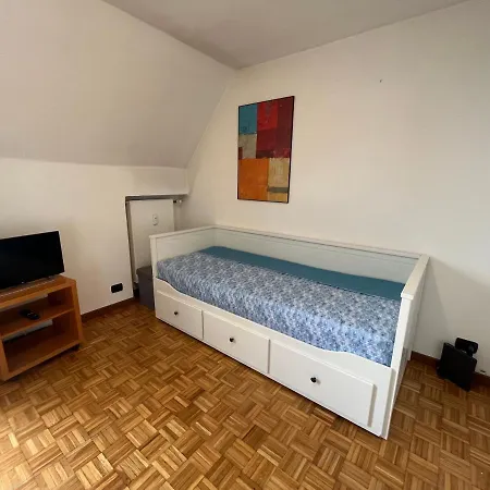 Apartamento Porta Venezia, Monolocale Con Vista Sui Tetti