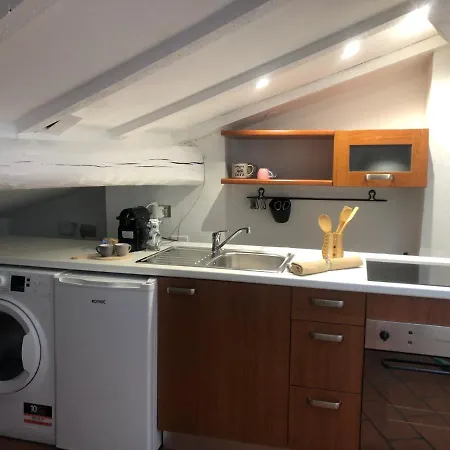 Il Tetto Fiorito Dell'isola Milán