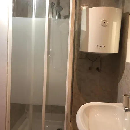 Apartment Il Tetto Fiorito Dell'isola Milan