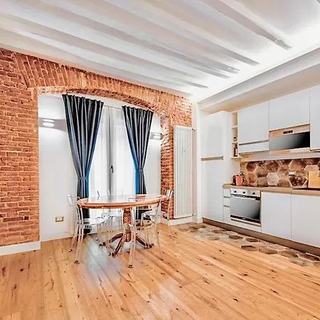 Daire Luxury In Center Milano