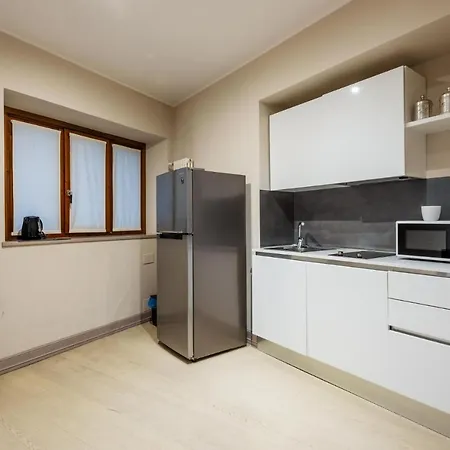 Easylife - - Giulini 5 - Castello Sforzersco