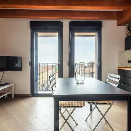 Amazing Flat With A View And Terrace On Navigli By Easylife *
