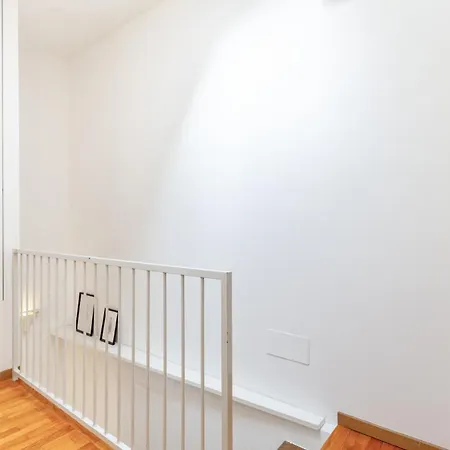 Apartment Bellissimo Su Due Piani A Pochi Passi Dal Monumentale Milan