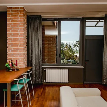 Airport The Fan Loft Near Linate Airport+duomo Appartement