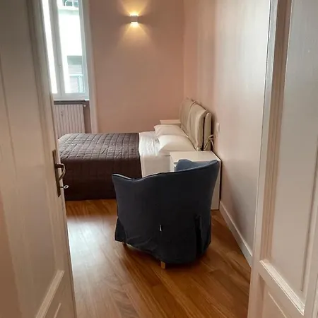 Apartman Via Dante Milánó