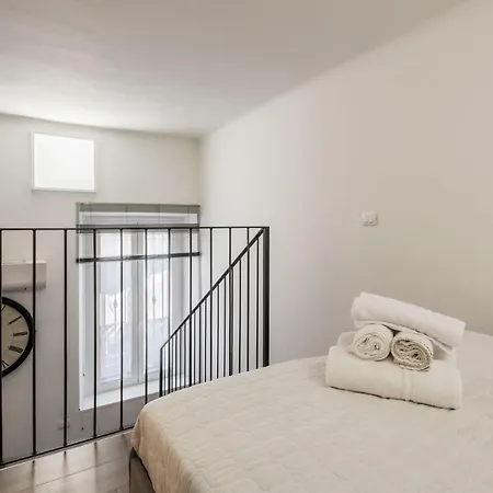 Appartamento Comfy And On The Navigli River By Eayslife *