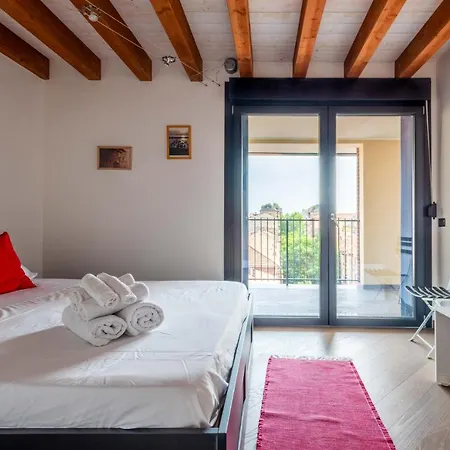 Amazing Flat With A View And Terrace On Navigli By Easylife * Milan