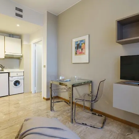 Contempora - Elvezia Park - 1bed, 1bath With Balcony - E15 Appartement