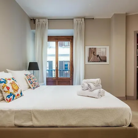 Easylife - - Giulini 5 - Castello Sforzersco *